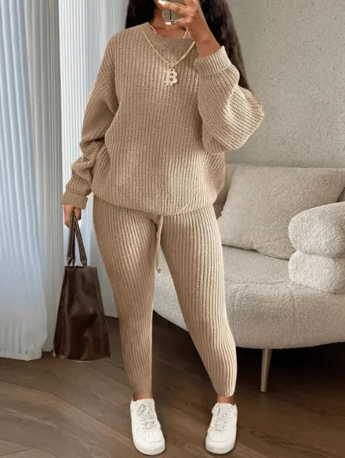 Fashionable Knitted Wool Trousers Suit